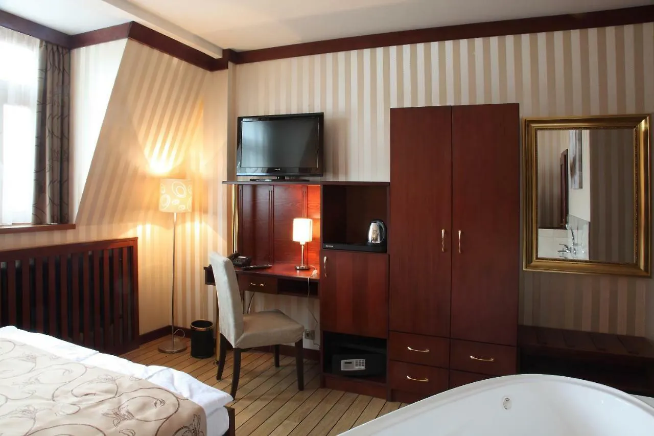 ***  קרלובי וארי Hotel Alfred צ'כיה